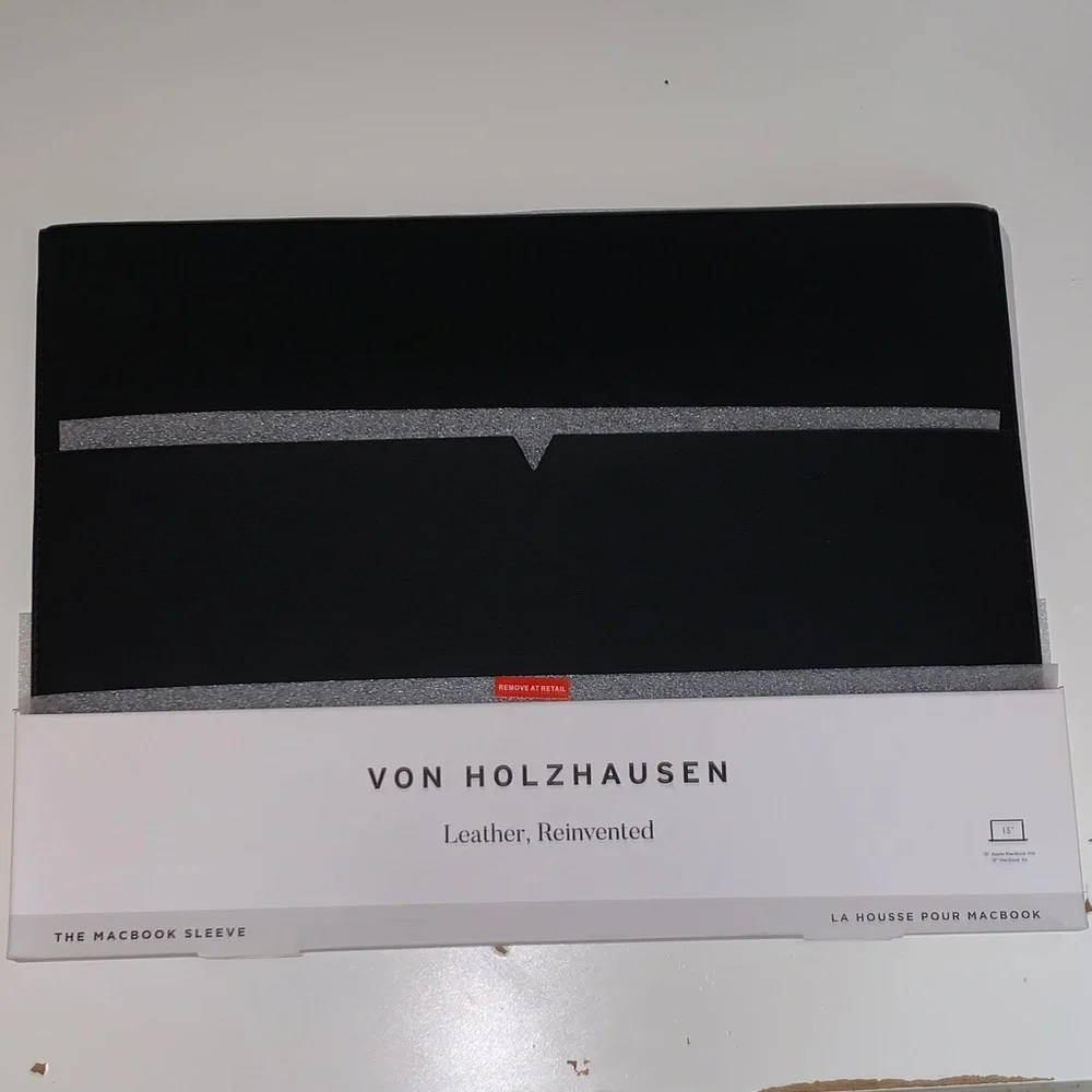 VON HOLZHAUSEN THE WATCH BAND PORTFOLIO & THE MAC BOOK SLEEVE 13’
